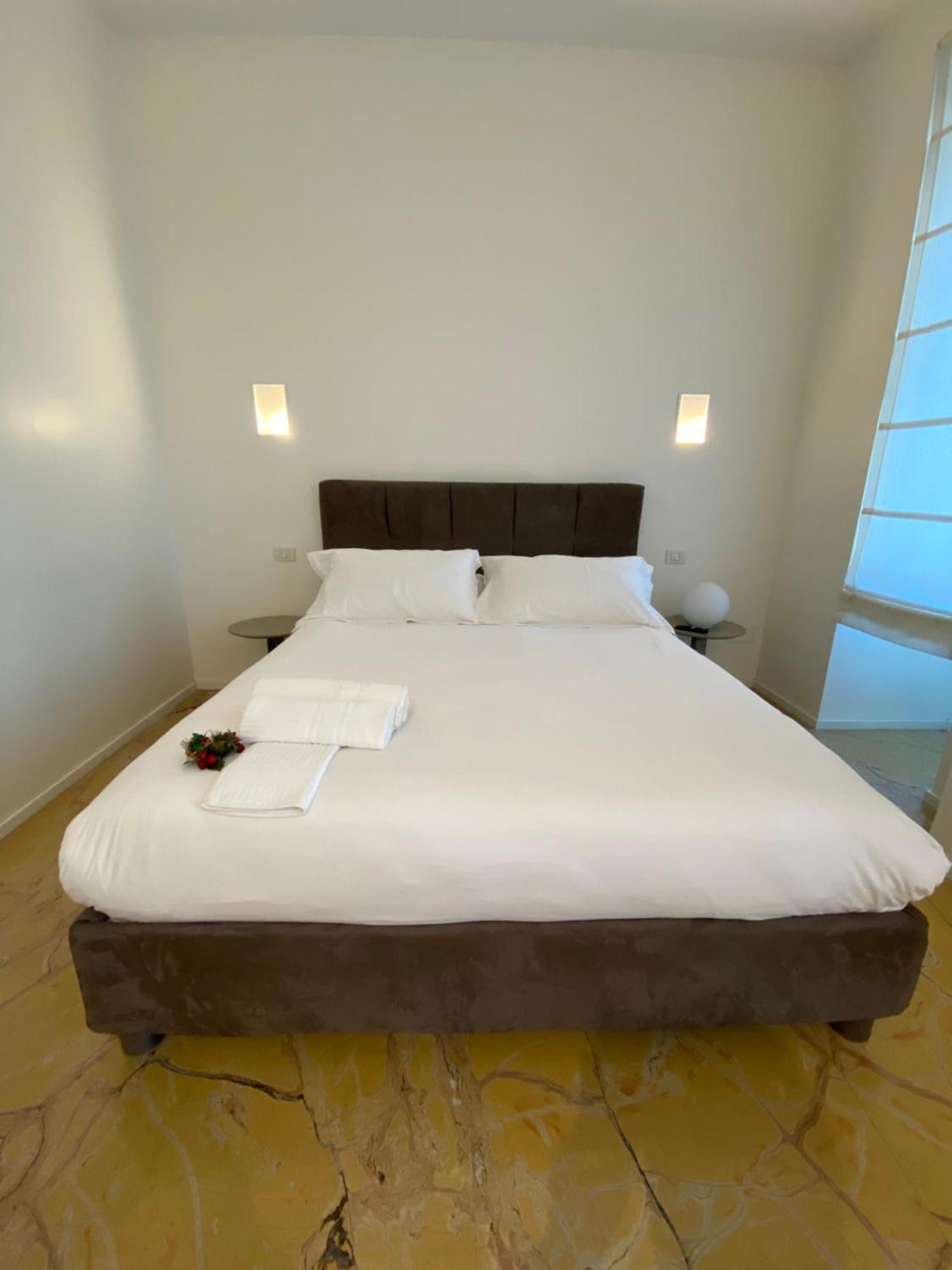 דירות נאפולי Luxury House With Parking מראה חיצוני תמונה